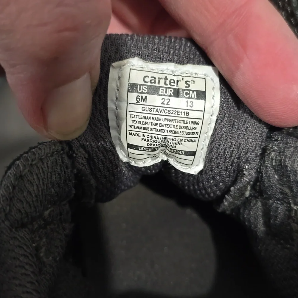 Carters‎ Toddler Gray Sneakers Size 6